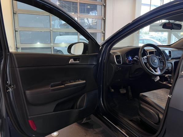 Kia Sportage IV Рестайлинг с пробегом 2021 года, цена 2 260 000 рублей, 119095 км, внедорожник, Автокод Объявления