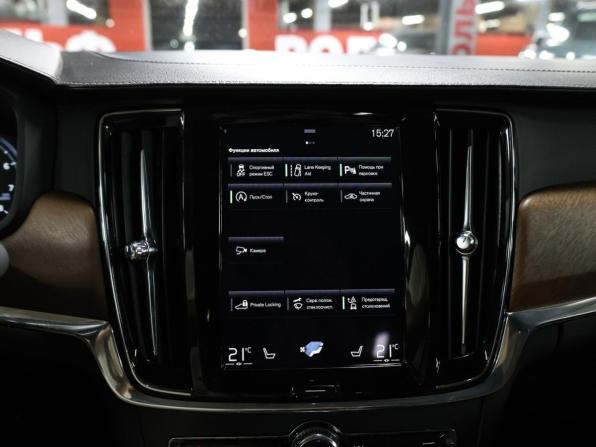 Volvo S90 II Рестайлинг с пробегом 2020 года, цена 2 597 000 рублей, 197650 км, седан, Автокод Объявления