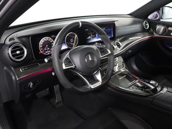 Mercedes-Benz E-Класс AMG V (W213) с пробегом 2018 года, цена 6 700 000 рублей, 87890 км, седан, Автокод Объявления