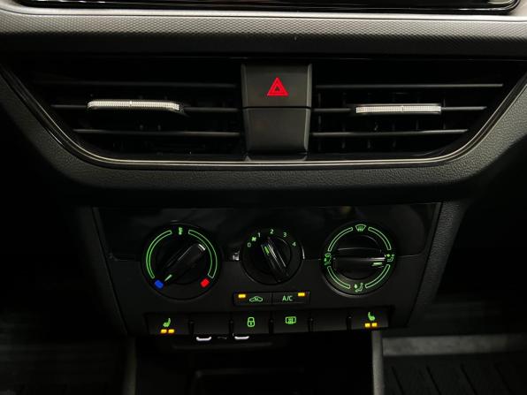 Skoda Rapid II с пробегом 2021 года, цена 1 490 000 рублей, 95647 км, лифтбек, Автокод Объявления