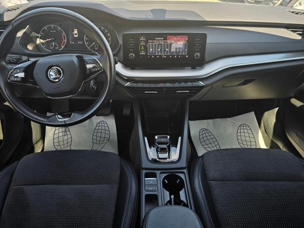 Skoda Octavia IV (A8) с пробегом 2021 года, цена 2 330 000 рублей, 63000 км, лифтбек, Автокод Объявления