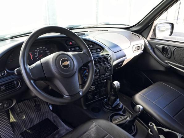 Chevrolet Niva I Рестайлинг с пробегом 2012 года, цена 375 000 рублей, 243000 км, внедорожник, Автокод Объявления