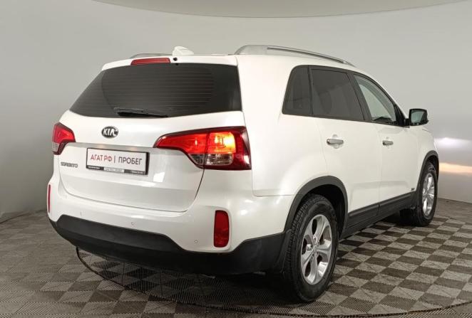 Kia Sorento II Рестайлинг с пробегом 2017 года, цена 2 250 000 рублей, 110012 км, внедорожник, Автокод Объявления