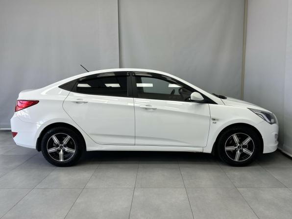Hyundai Solaris I Рестайлинг с пробегом 2015 года, цена 945 000 рублей, 134158 км, седан, Автокод Объявления