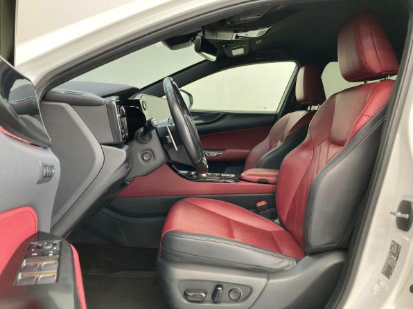 Lexus NX II с пробегом 2022 года, цена 5 900 000 рублей, 45252 км, внедорожник, Автокод Объявления