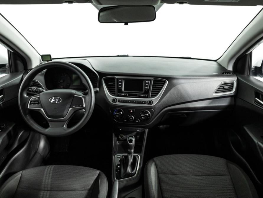 Hyundai Solaris II Санкт-Петербург  - изображение 13
