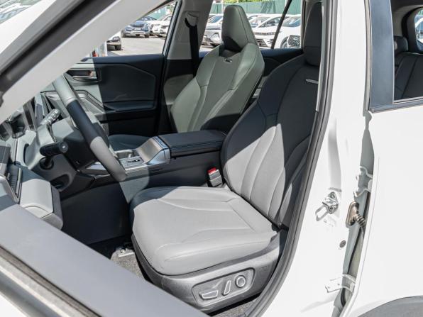 Toyota RAV4 VI (XA60) с пробегом 2026 года, цена 4 220 000 рублей, 15 км, внедорожник, Автокод Объявления