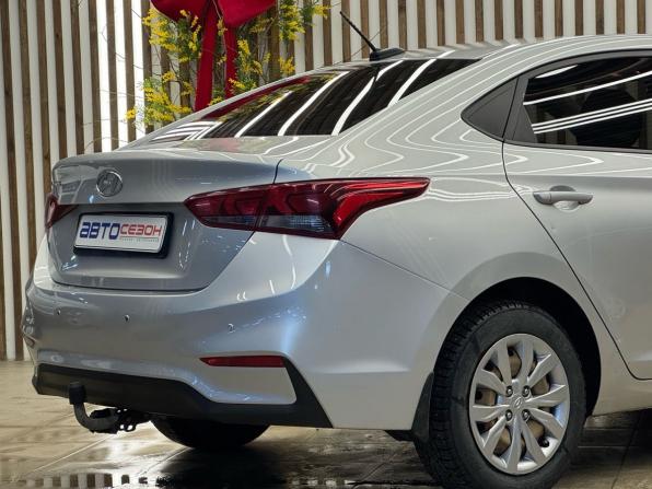 Hyundai Solaris II с пробегом 2019 года, цена 714 999 рублей, 305000 км, седан, Автокод Объявления