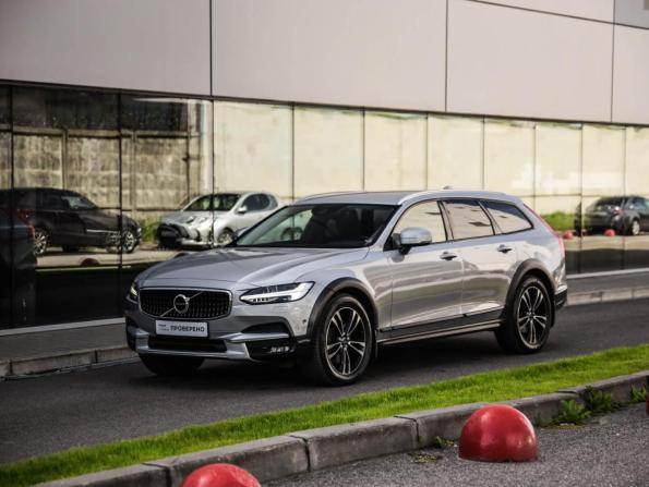 Volvo V90 Cross Country I с пробегом 2017 года, цена 3 489 000 рублей, 99101 км, универсал, Автокод Объявления