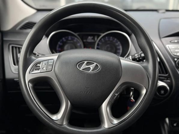 Hyundai ix35 I Рестайлинг с пробегом 2015 года, цена 1 550 000 рублей, 140611 км, внедорожник, Автокод Объявления
