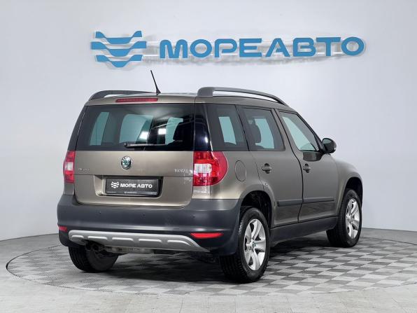 Skoda Yeti I с пробегом 2011 года, цена 1 100 000 рублей, 105000 км, внедорожник, Автокод Объявления