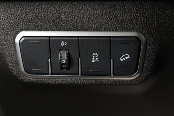 Haval M6 II с пробегом 2024 года, цена 2 029 000 рублей, 64000 км, внедорожник, Автокод Объявления