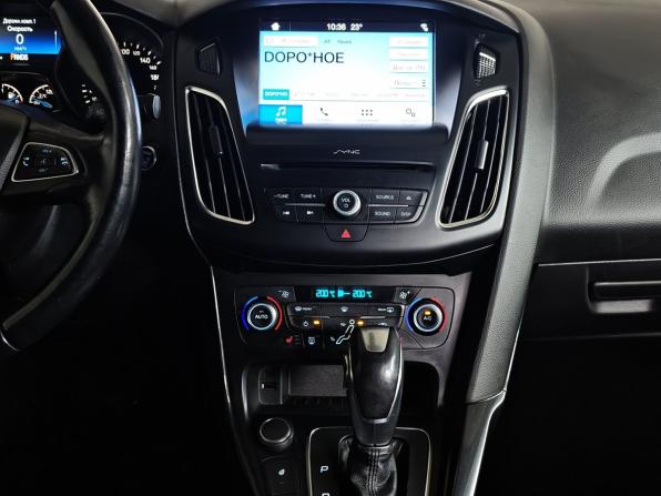 Ford Focus III Рестайлинг с пробегом 2017 года, цена 947 000 рублей, 175234 км, седан, Автокод Объявления