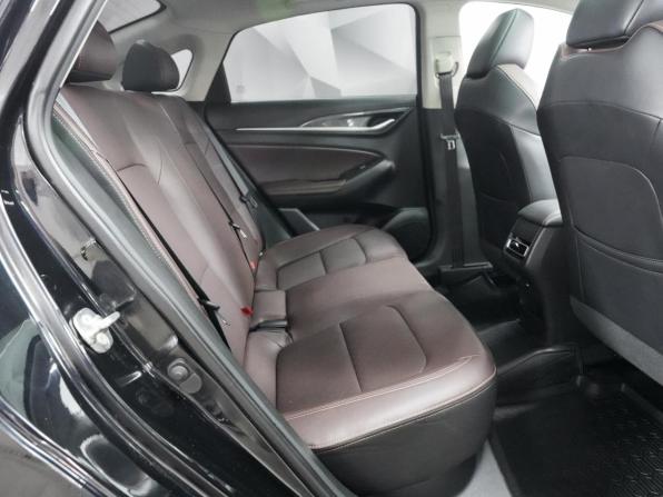 Changan Eado Plus с пробегом 2024 года, цена 1 721 000 рублей, 41607 км, седан, Автокод Объявления