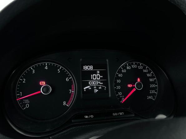 Volkswagen Polo V Рестайлинг с пробегом 2016 года, цена 1 065 000 рублей, 103032 км, седан, Автокод Объявления