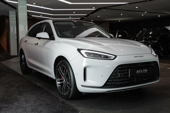 Новый Seres M5 2024 года, цена 4 999 000 рублей, внедорожник, Автокод Объявления