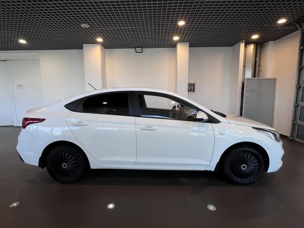 Hyundai Solaris II с пробегом 2019 года, цена 1 185 000 рублей, 195321 км, седан, Автокод Объявления