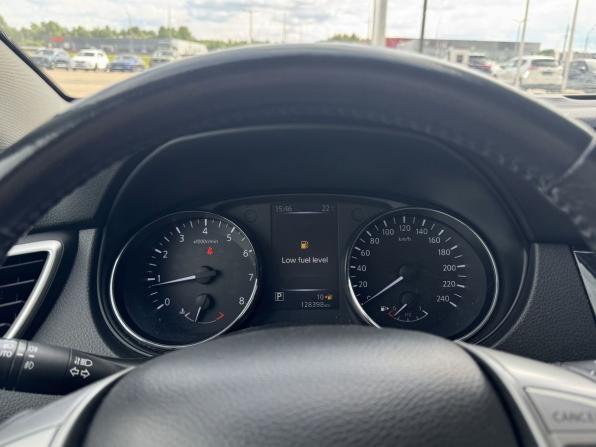 Nissan Qashqai II с пробегом 2018 года, цена 1 590 000 рублей, 128398 км, внедорожник, Автокод Объявления