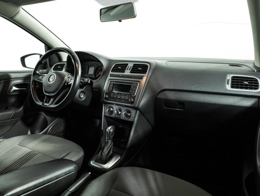 Volkswagen Polo V Рестайлинг Санкт-Петербург  - изображение 9