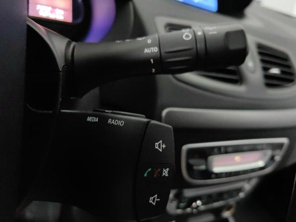 Renault Megane III Рестайлинг с пробегом 2013 года, цена 879 000 рублей, 76000 км, хэтчбек, Автокод Объявления