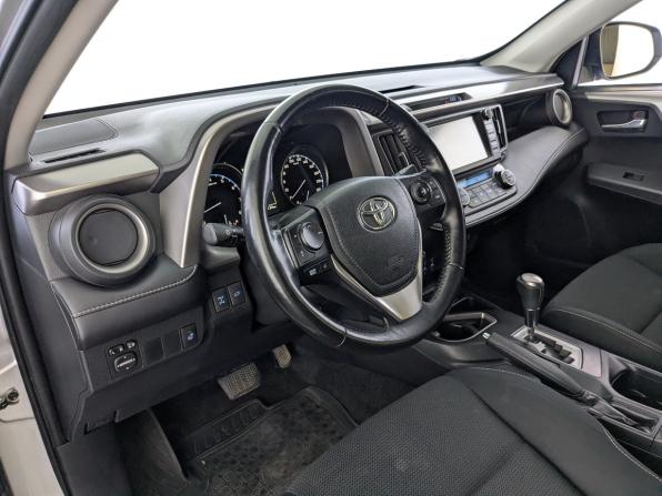 Toyota RAV4 IV (XA40) Рестайлинг с пробегом 2019 года, цена 2 380 000 рублей, 188130 км, внедорожник, Автокод Объявления
