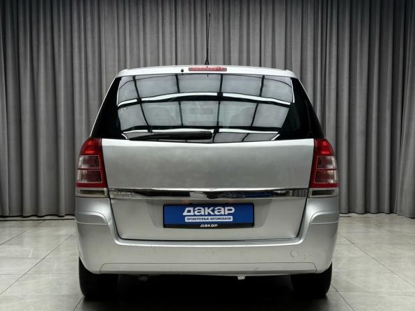 Opel Zafira B Рестайлинг с пробегом 2011 года, цена 729 000 рублей, 143900 км, компактвэн, Автокод Объявления