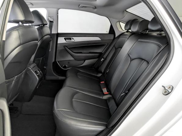 Hyundai Sonata VII (LF) Рестайлинг с пробегом 2017 года, цена 1 500 000 рублей, 188600 км, седан, Автокод Объявления