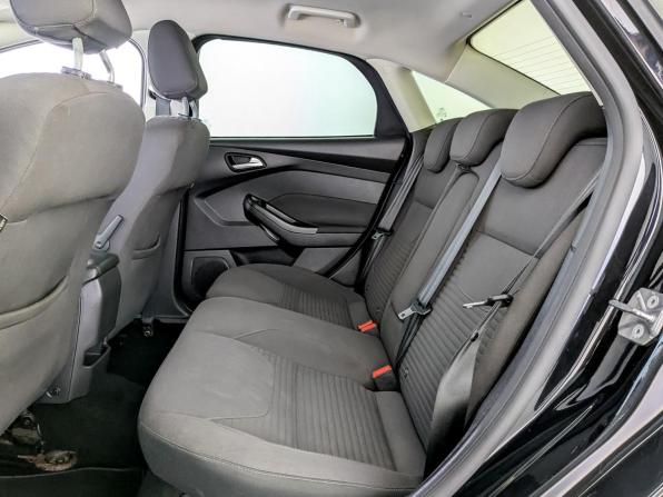 Ford Focus III Рестайлинг с пробегом 2017 года, цена 1 300 000 рублей, 77240 км, седан, Автокод Объявления
