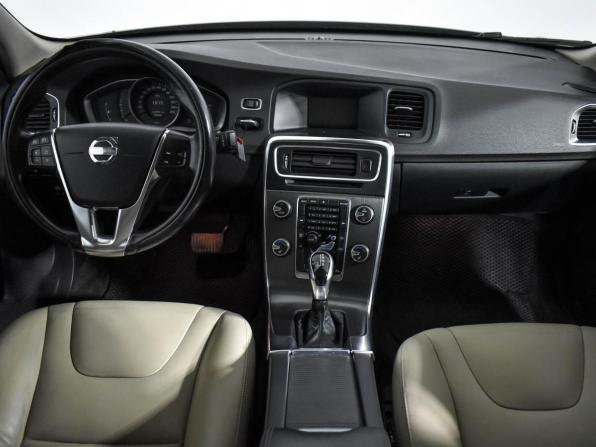 Volvo S60 II Рестайлинг с пробегом 2014 года, цена 990 000 рублей, 224033 км, седан, Автокод Объявления