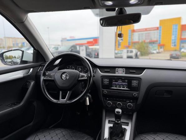 Skoda Octavia III (A7) с пробегом 2016 года, цена 1 350 000 рублей, 195603 км, лифтбек, Автокод Объявления