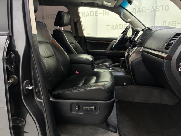 Toyota Land Cruiser 200 Series с пробегом 2011 года, цена 2 499 000 рублей, 255000 км, внедорожник, Автокод Объявления
