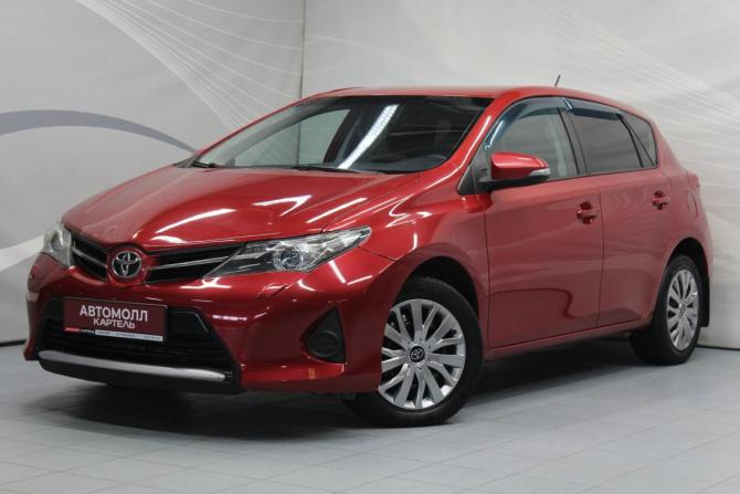 Toyota Auris II с пробегом 2013 года, цена 1 150 000 рублей, 122691 км, хэтчбек, Автокод Объявления