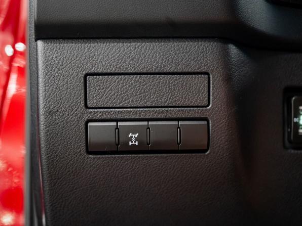 Lexus NX I с пробегом 2015 года, цена 2 470 000 рублей, 98264 км, внедорожник, Автокод Объявления