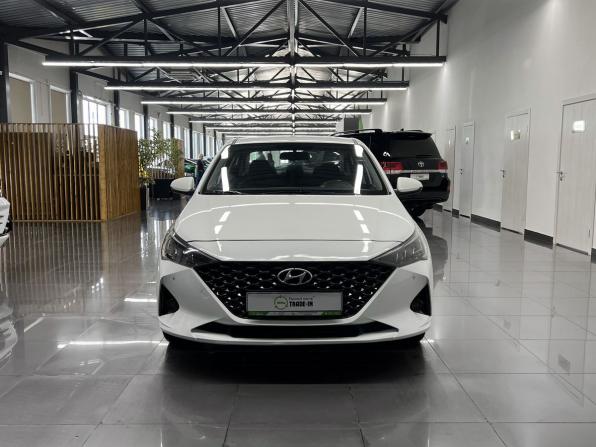 Hyundai Solaris II Рестайлинг с пробегом 2020 года, цена 1 595 000 рублей, 86464 км, седан, Автокод Объявления