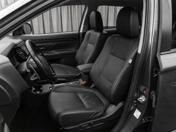 Mitsubishi Outlander III Рестайлинг 2 с пробегом 2016 года, цена 2 270 000 рублей, 81693 км, внедорожник, Автокод Объявления