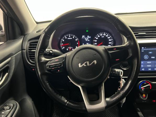Kia Rio IV Рестайлинг с пробегом 2021 года, цена 1 680 000 рублей, 60000 км, седан, Автокод Объявления