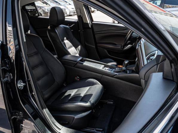 Mazda 6 III (GJ) Рестайлинг с пробегом 2016 года, цена 2 120 000 рублей, 70325 км, седан, Автокод Объявления