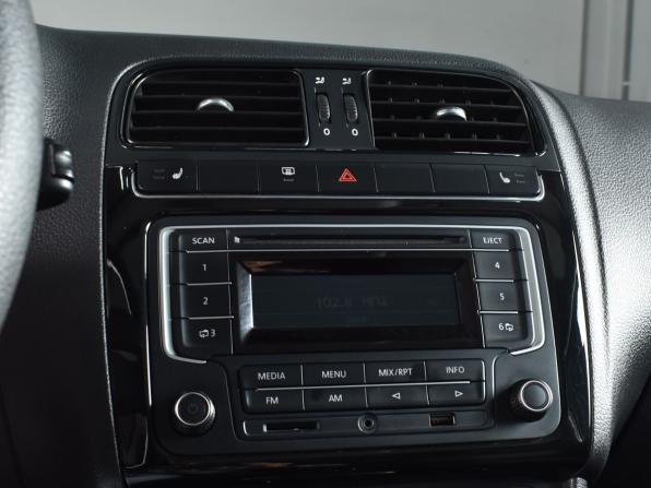 Volkswagen Polo V с пробегом 2014 года, цена 999 995 рублей, 140102 км, седан, Автокод Объявления
