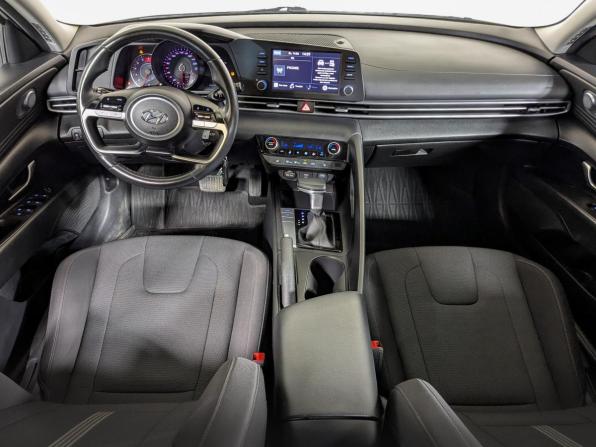 Hyundai Elantra VII (CN7) с пробегом 2021 года, цена 2 084 900 рублей, 47200 км, седан, Автокод Объявления