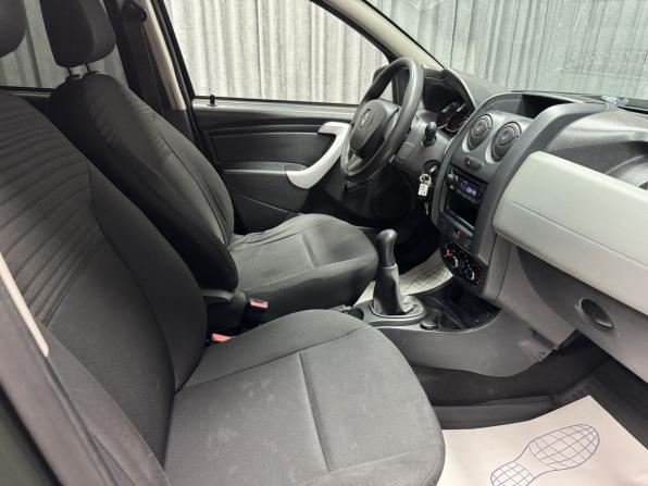 Renault Duster I Рестайлинг с пробегом 2015 года, цена 633 000 рублей, 352096 км, внедорожник, Автокод Объявления