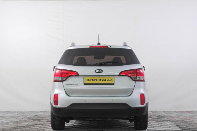 Kia Sorento II Рестайлинг с пробегом 2019 года, цена 2 199 000 рублей, 109000 км, внедорожник, Автокод Объявления