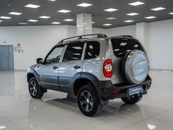 Chevrolet Niva I Рестайлинг с пробегом 2017 года, цена 696 000 рублей, 72337 км, внедорожник, Автокод Объявления