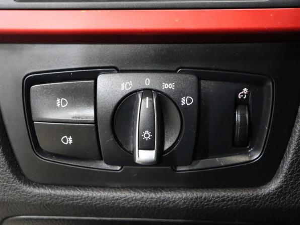 BMW 3 серии VI (F3x) Рестайлинг с пробегом 2015 года, цена 1 920 000 рублей, 111339 км, седан, Автокод Объявления