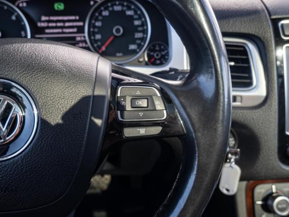 Volkswagen Touareg II Рестайлинг с пробегом 2015 года, цена 2 950 000 рублей, 235854 км, внедорожник, Автокод Объявления