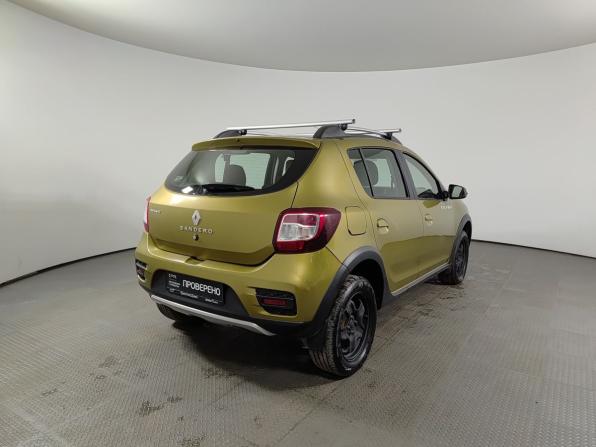 Renault Sandero II с пробегом 2017 года, цена 895 000 рублей, 175781 км, хэтчбек, Автокод Объявления