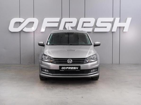 Volkswagen Polo V Рестайлинг с пробегом 2018 года, цена 1 349 000 рублей, 74315 км, седан, Автокод Объявления