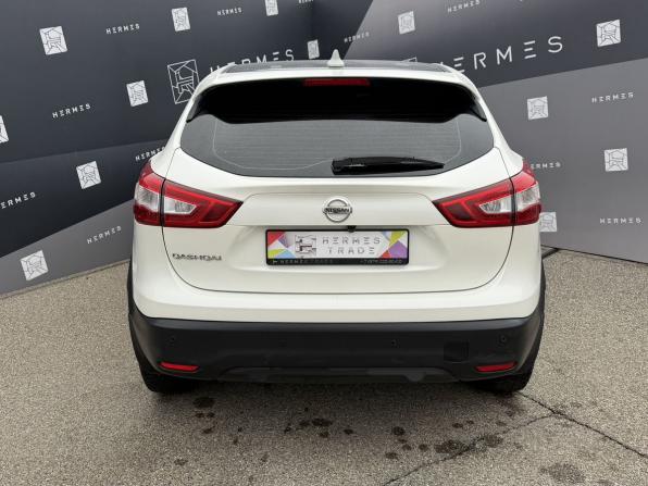 Nissan Qashqai II с пробегом 2018 года, цена 1 589 000 рублей, 117238 км, внедорожник, Автокод Объявления