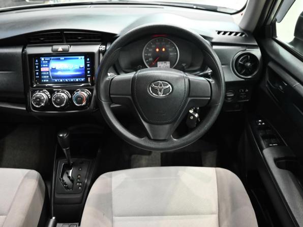 Toyota Corolla XI (E160 E170 E180) Рестайлинг 1 с пробегом 2017 года, цена 1 200 000 рублей, 167280 км, седан, Автокод Объявления