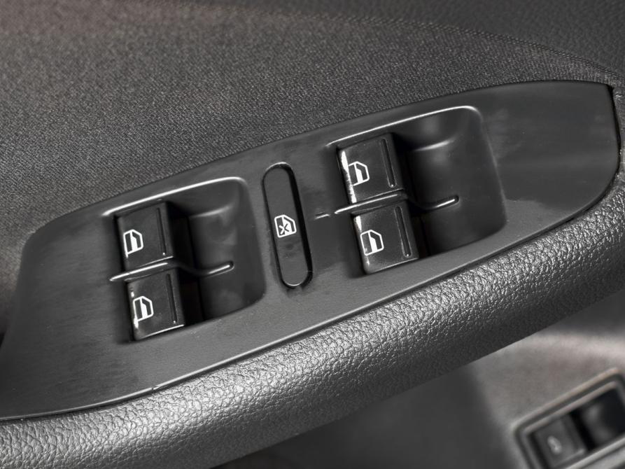 Volkswagen Jetta VI Кемерово  - изображение 17