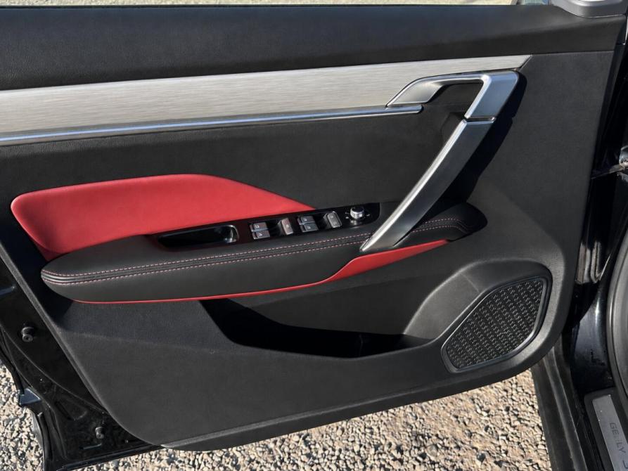 Geely Coolray I Набережные Челны  - изображение 12